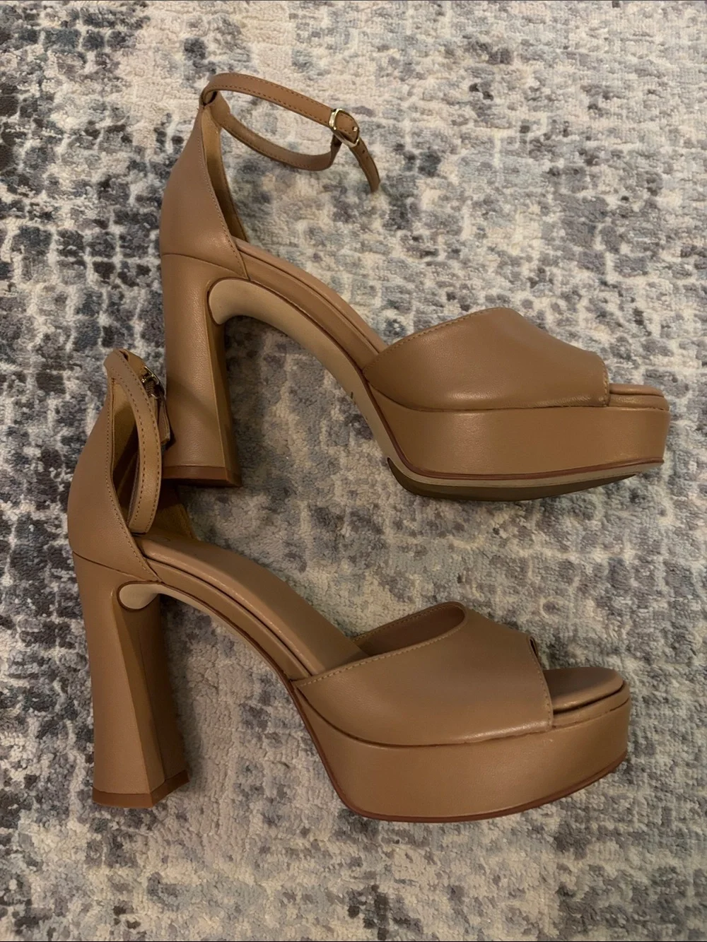 27 Edit by Naturalizer “Delphie” Women's Ankle-Strap Platform Sandals in Nude 6M - Picture 7 of 8